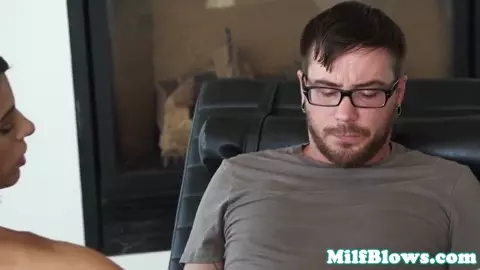 Dominant cougar blowing employees hard on