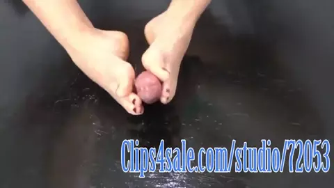 Mommy's Foot Job