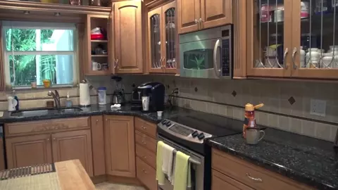 Memoirs of Bad Mommies V with Cherie DeVille