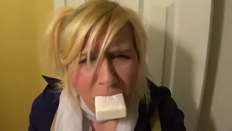 Step daughter blows dad after mouthsoaping punishment