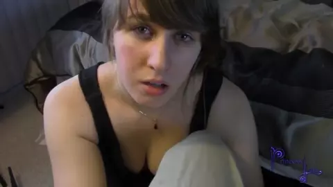 Princess Leia - Crying Step Daughter Swallows Stepdad's Cum