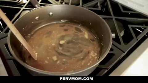 PervMom - Feeding My Bitchy Stepmom