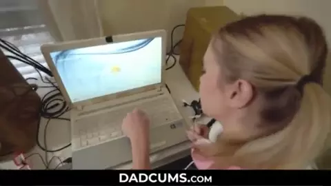 My Daugther's Friend Deepthroats My Entire Cock - DadCums.com