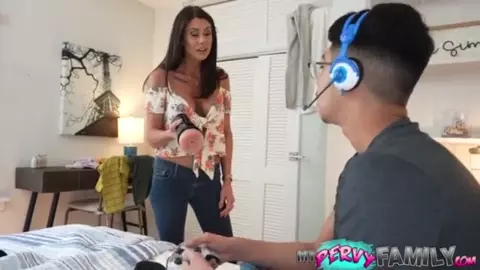 Which Butt Hole Feels Better? Stepmom Anal Challenge - Abby Somers -