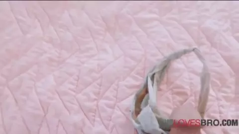 Stepsis caught stepbrother sneaking in on her