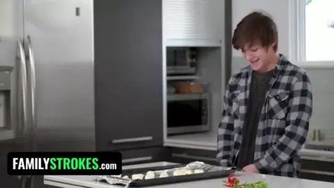 FamilyStrokes - Hot Teen Let Her Stepsisters Sugardaddy Fuck Her Too To Reap All The Benefits