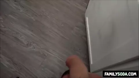 I walk in on my stepmom and start jerking off