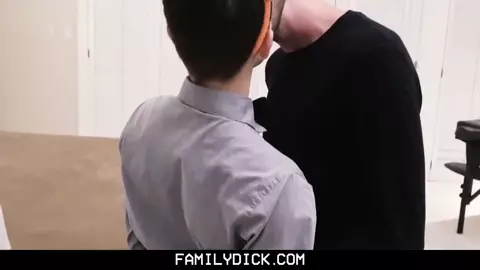 FamilyDick - Trick Or Treat