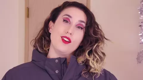 Kitty LeRoux - Mommy Is Your Christmas Present