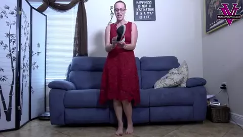 Vicky Vixxx - Turning Your Mom Into A Young Bimbo