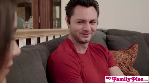 Thick Step Sis Weird Game - "Challenge you to not get a boner" S10:E5