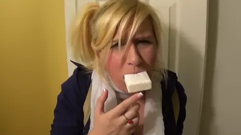 Fifi Foxx - StepDaughter Sucks Daddy's Cock