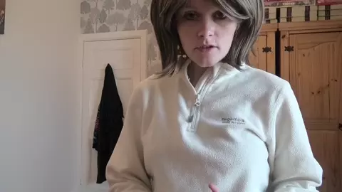 Sydney Harwin - Moms Still Got It