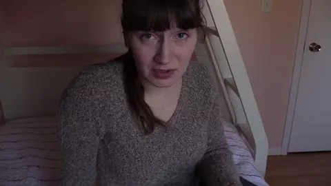 Bettie Bondage - Glove Love From Mom