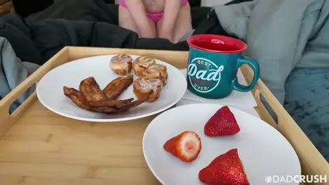DadCrush - Breakfast in bed