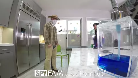 SPYFAM Trick OR Treat Step Sis Filled Up With Creamy Creampie