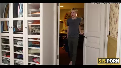 SIS.PORN. Unsuspecting coed is restlessly penetrated