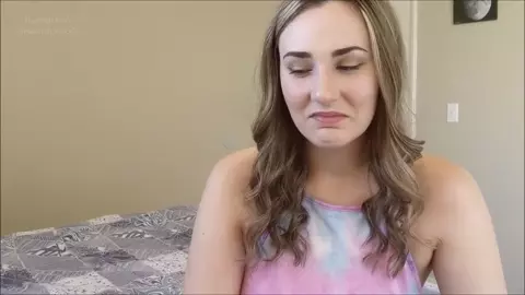 Hannah Foxx - Sis Bribes you with her Feet