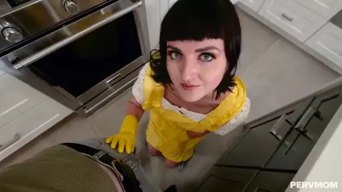 Jane Dove – Mom's big college man