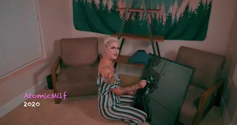 Atomic MILF - Listen and Learn from Mommy