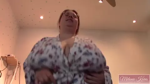 Melonie Kares – Mommy Huge Breasts Virtual Sex