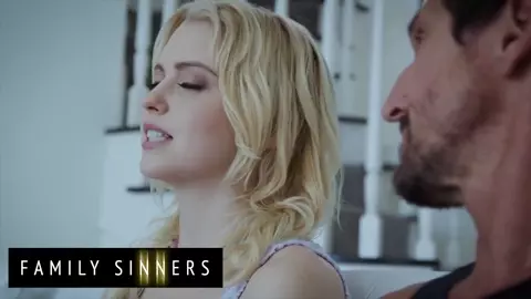 Family Sinners - Innocent Tiny Blonde Chloe Cherry Tries Dick For Her First Time