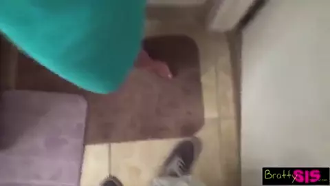 Step Sister Sucks Brothers Dick To Get Back At Cheating Boyfriend 12 min 1080p