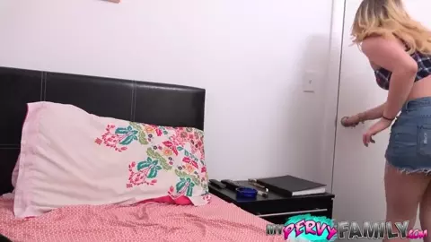 Horny stepsister caught me her - taylor blake -