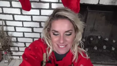 Dakota Charms – Christmas Dinner With The Family