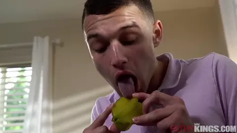 Juliett Russo - Teaching Johnny How To Lick It & Stick It Right