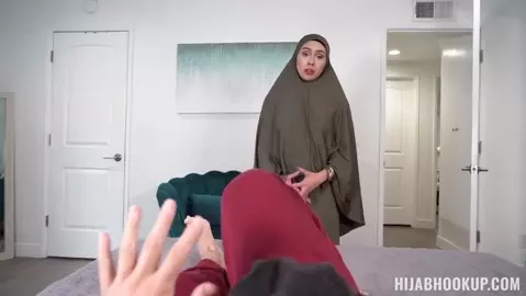 Lilly Hall - Hijab Stepmom Learns How To Pleasure
