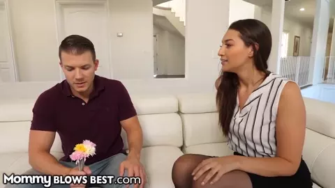 My Gf's StepMom Gave Me A Blowjob Before My Date - MommyBlowsBest