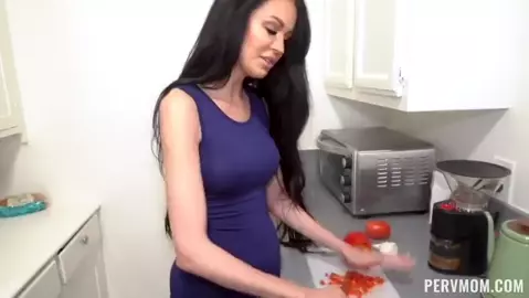 Jamie Michelle – I'll keep the secret if...