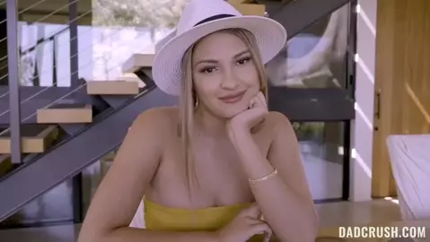 Gizelle Blanco – Carlito’s Lay