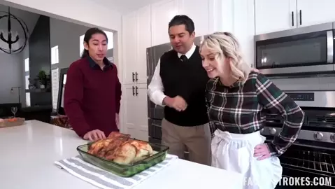 Ava Sinclaire – Thankful For My Brother’s Cock