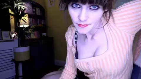 Sydney Harwin - Auntie Is A Secret Pervert