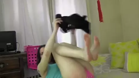 MsBiancaBaker - Sniffing My Panties