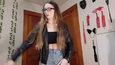 Nicole Nabors – Mommy Found Your Journal