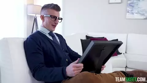 Vanessa Moon & Kayla Paige – Picture Day