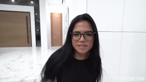 Summer Col – Getting a ride