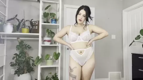 GirlOnTop880 - Big Sister Raises Your Confidence