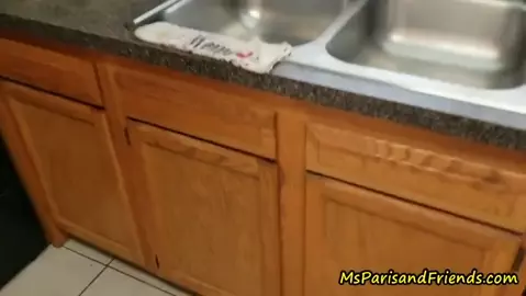 Paris Rose - Aunt Paris Can Be So Helpful with Her Pussy