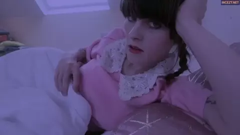 Sydney Harwin - Sister