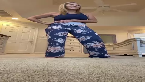 Rose Scott - Giantess Rose Plays With Her Son