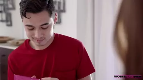 Natasha Nice – Stepmoms First Mothers Day