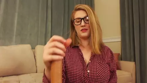 ScarlettBelle – Lessons With Stepmom Scarlett