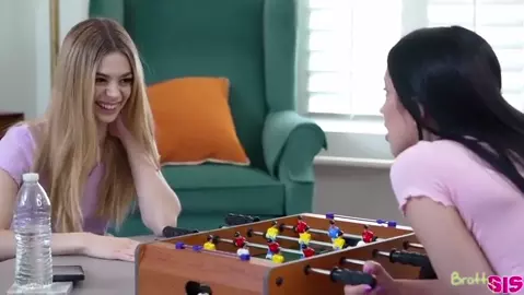 Alex Coal & Molly Little – You Can't Get Me Off In Under Two Minutes