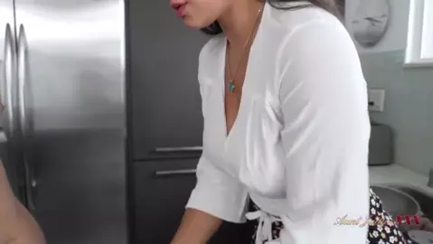 Penny Barber – Penny Gets Stood Up, Gives Her Son Incentive to Stay for Dinner