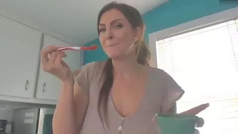 Kelly Payne - ABDL Naughty and Nice Mommy