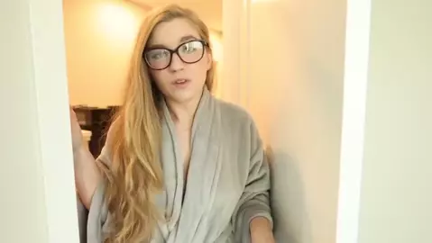 Jaybbgirl – Mommy Needs More Cock